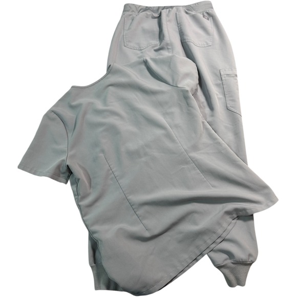FIGS Scrub Set Womens Small Light Gray Catarina Top Zamora Jogger Pants - Picture 2 of 8
